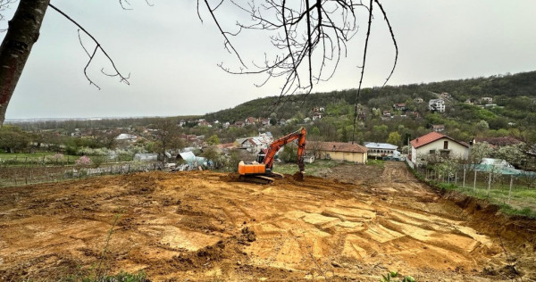 Teren intravilan Leamna de Jos 1037mp