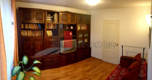 V&acirc;nzare apartament 3 camere Piața Sudului - Secuilor