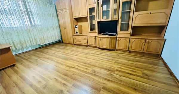 Camin primitor si luminos, decomandat, etaj intermediar, As