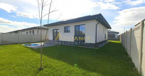 Casa individuala - 3 camere--PANOURI SOLARE