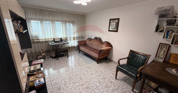 Apartament 3 camere Ultracentral cu loc de parcare