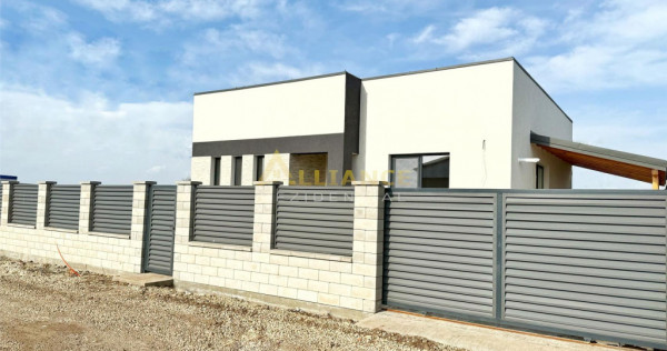 Casa Stil Mediteranean | 4 camere | 2 bai | Terasa acoperita