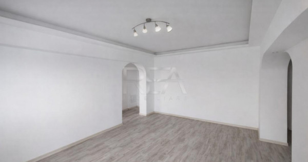 2 camere Vitan decomandat, inst. schimb., an 1983