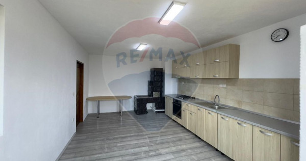 VILĂ IMPRESIONANTĂ DE V&Acirc;NZARE &ndash; BUGHEA DE SUS, ARGES