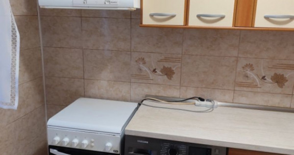 Brancoveanu stradal etaj 1 fara balcon