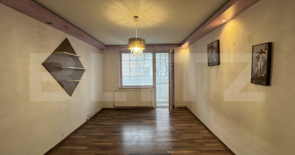 Apartament 2 camere decomandat, zona Hotel Anna