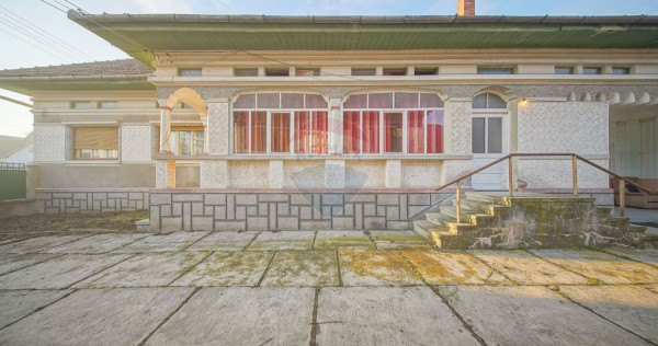 Comision 0%! 2 case Cincu, teren 2134mp, sura & curte libera