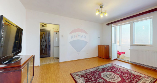 Apartament 2 camere, cochet, etaj 3, balcon, zona ITC, Br...