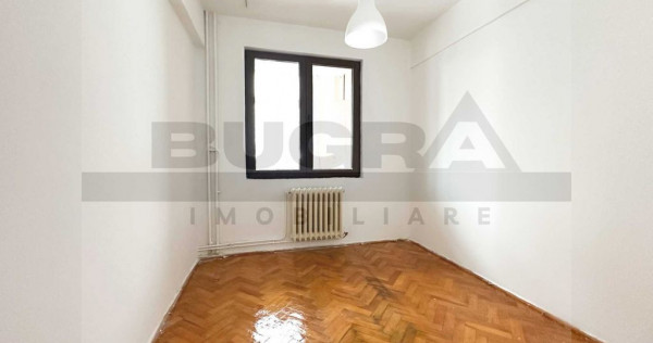 Apartament 3 camere, etaj intermediar, zona P-ta Hermes