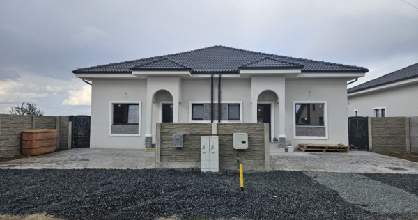 Duplex in Sanandrei la 6 km de Timisoara