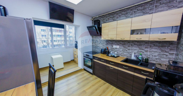 Apartament cu 2 camere de v&acirc;nzare &icirc;n zona Republicii