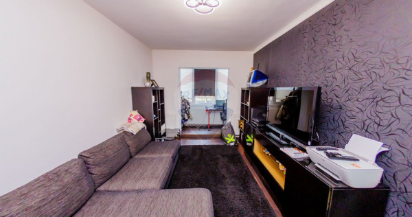 Apartament cu 2 camere de v&acirc;nzare &icirc;n zona Republicii