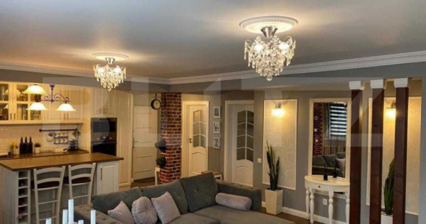 Apartament de lux la casa, 4 camere și două parcări zona