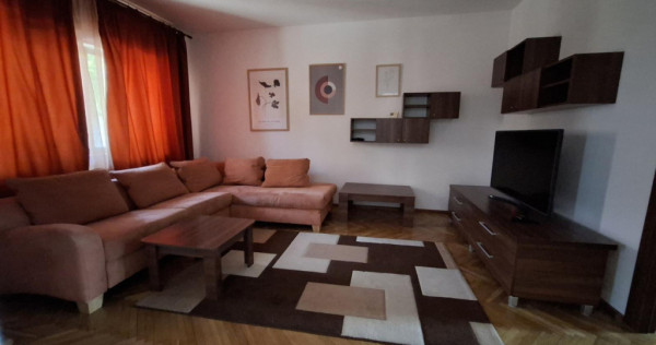 Casă 4 camere, 150 mp utili, teren 120 mp, zonă Centrală