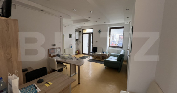 Casă cu cabinet stomatologic, ultracentral &ndash; l&acirc;ngă Jude