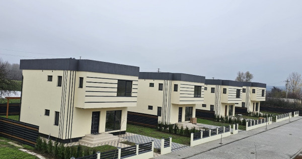 Case Cernavodă/Seimeni Capitol Green Residence