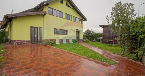 Vila cu 9 dormitoare şi 7 băi &icirc;n Stupini, Brașov