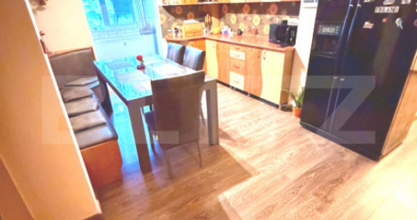 Apartament cu 4 camere, decomandat, spatios, 2 bai, Sanmarti