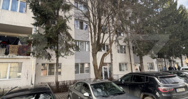 Apartament de inchiriat, 2 camere, 56 mp, zona GARA