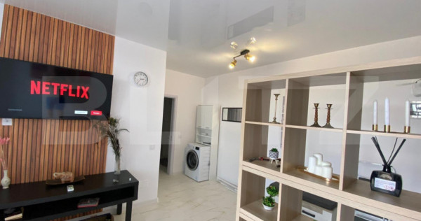 Apartament de 2 camere, Curte, Ac, Centrala, Parcare, Zona M