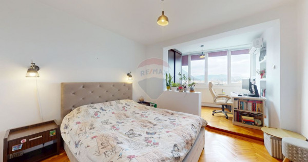 3 Camere Spațios | Vedere Neobturată T&acirc;mpa | Zonă Scr...