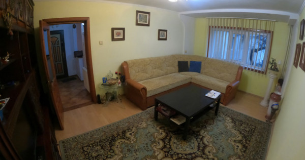 Apartament de 3 camere, 73 mp decomandat la parter inalt