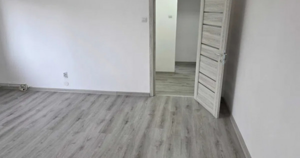 Apartament 2 camere, semidecomandat - zona Grivitei