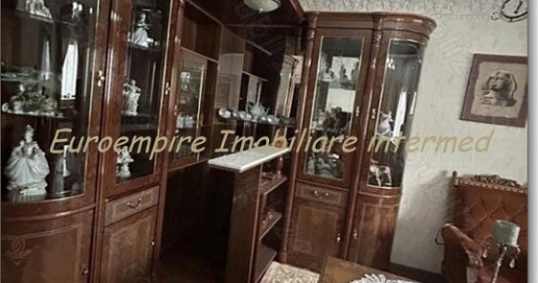 Apartament 3 camere decomandate zona Abator