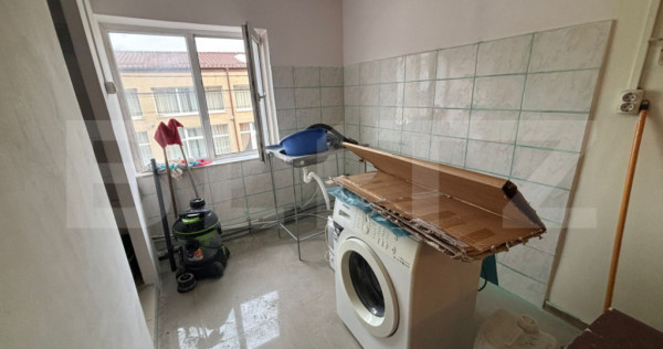 Garsonieră renovată, 17.77 mp, zona Dancu