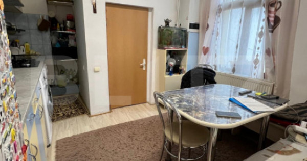 Casă cu 3 camere cu potențial de mansardare &icirc;n Gruia!