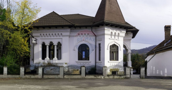 Două vile de patrimoniu, restaurate integral