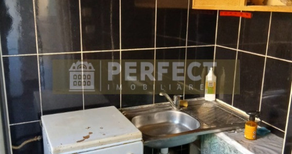 !!!Garsoniera Value Center An 1982,Etajul 1,PRET 29500 euro!!!