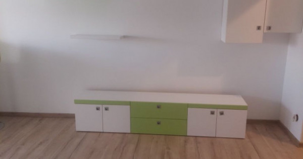 Dristor schitului etaj 8