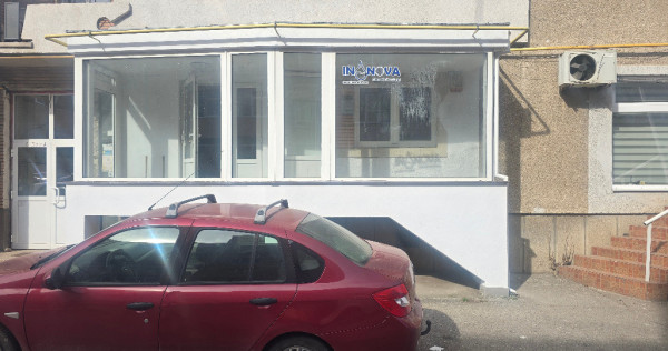 Inchiriez spatiu comercial cu destinatie de birouri Deva, zona Creanga