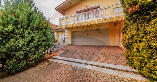 Vilă cu 4 camere de v&acirc;nzare 921 mp zona Subcetate,Arad
