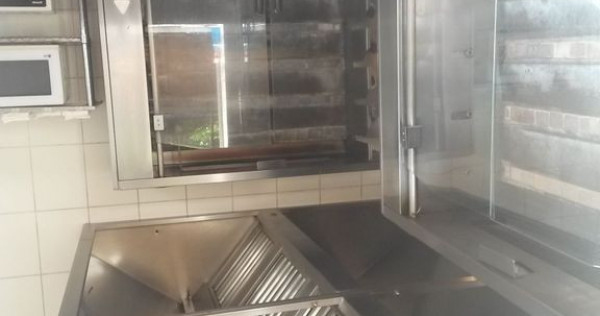 Fast-food cu profit garantat sector 2