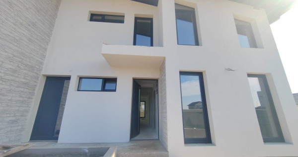 Pantelimon vila individuala ,piscina super constructie