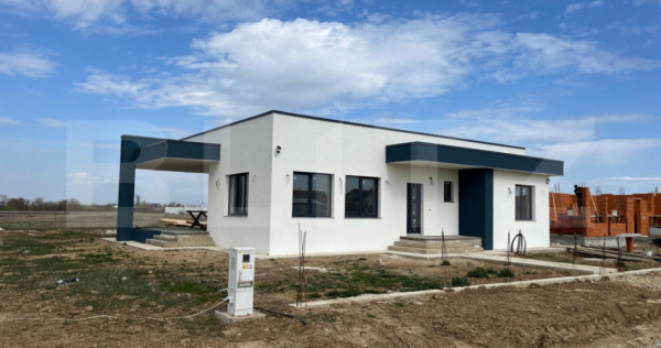 De vanzare casa Santandrei pe un singur nivel aproape de cen