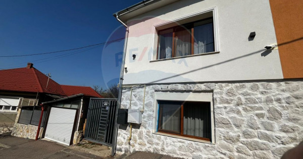 Casă / Vilă cu 2camere de v&acirc;nzare la curte comuna