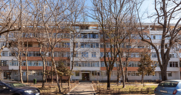 Apartament 2 camere Craiovei &ndash; Etaj 3 - vedere parc