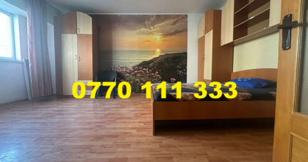 Apartament 1 camere decomandat, zona Buzaului, etaj 3.
