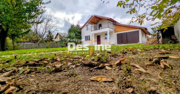 Casă individuală P+M 113 mp + garaj + beci 500 mp teren -