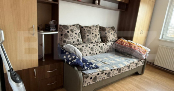 Apartament 2 camere, decomandat, mobilat si utilat, loc parc