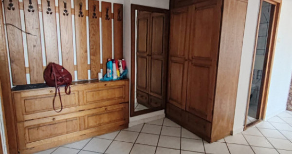 Ultracentral 3 camere, 70 mp + terasă privată &ndash; &icirc;l reno