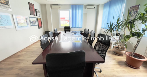 Clădire de birouri cu 12 parcări &icirc;n incintă privată,...