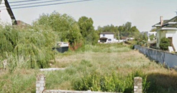Teren intravilan, 2300 mp, zona Exterior Est