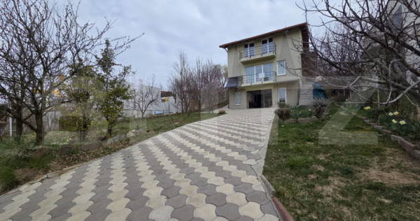 Casă individuala de v&acirc;nzare | Zorilor &ndash; Europa | 180 mp