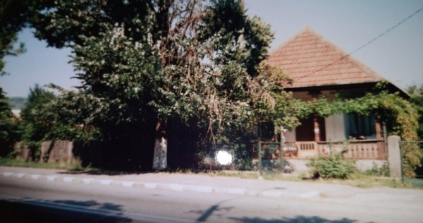 Casa, 5 camere, teren 479mp, Calimanesti, 150.000euro