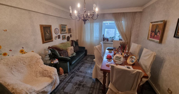 Faleza nord unirii-apartament 4 camere decomandat