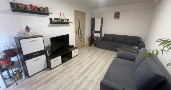 Apartament 3 camere, 68.72 mp, zona Piata Valea Rosie